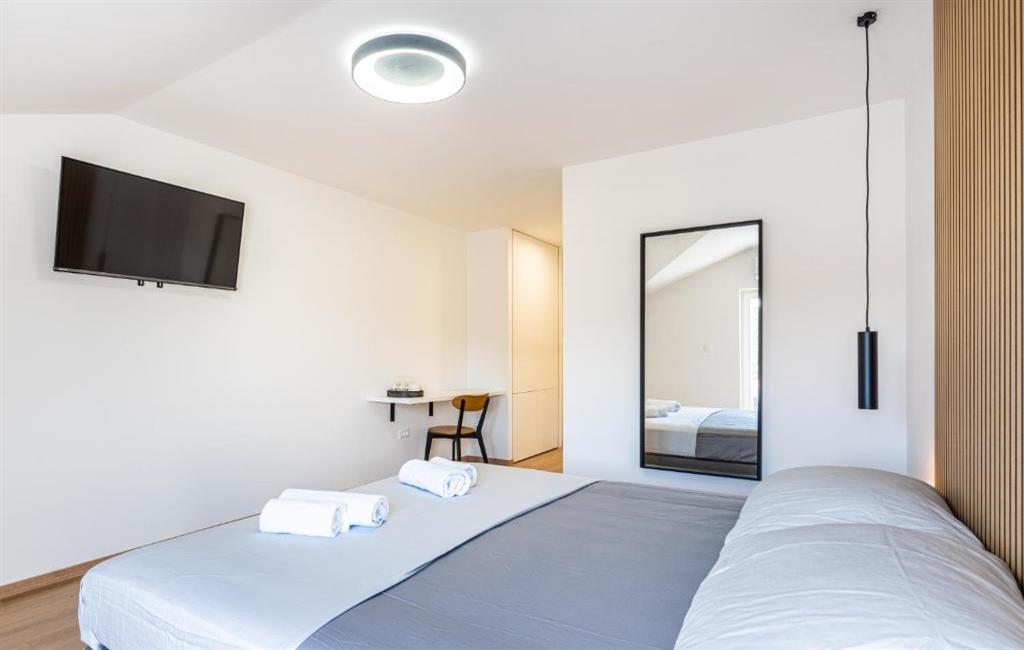 Room Klemenc deluxe 2