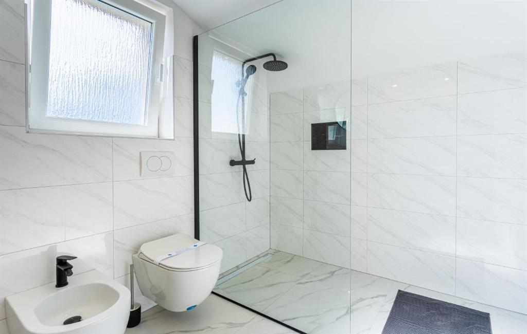 Room Klemenc deluxe 3